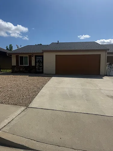 1820 Marigold Ln Photo 1