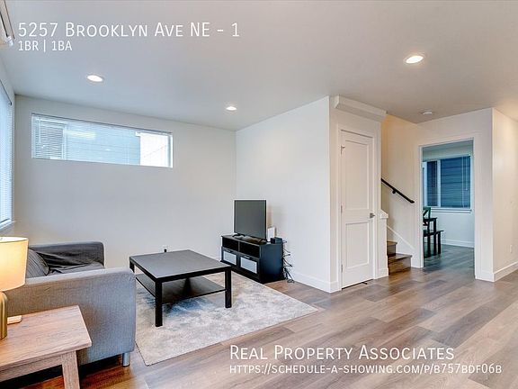 3rd image of 5257 Brooklyn Ave NE #1