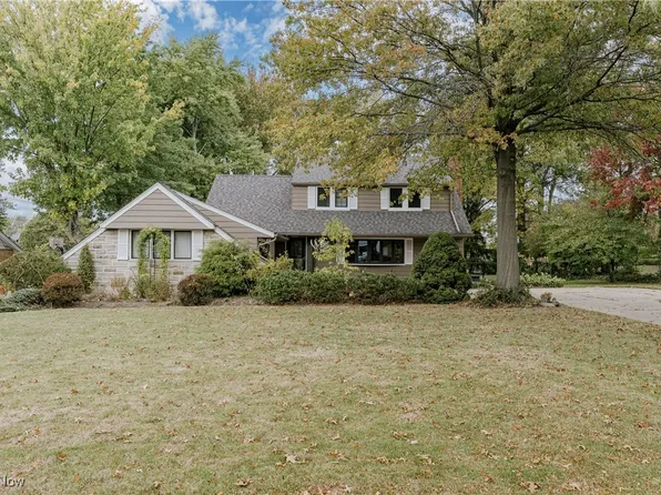 22813 Halburton Rd, Beachwood, OH 44122