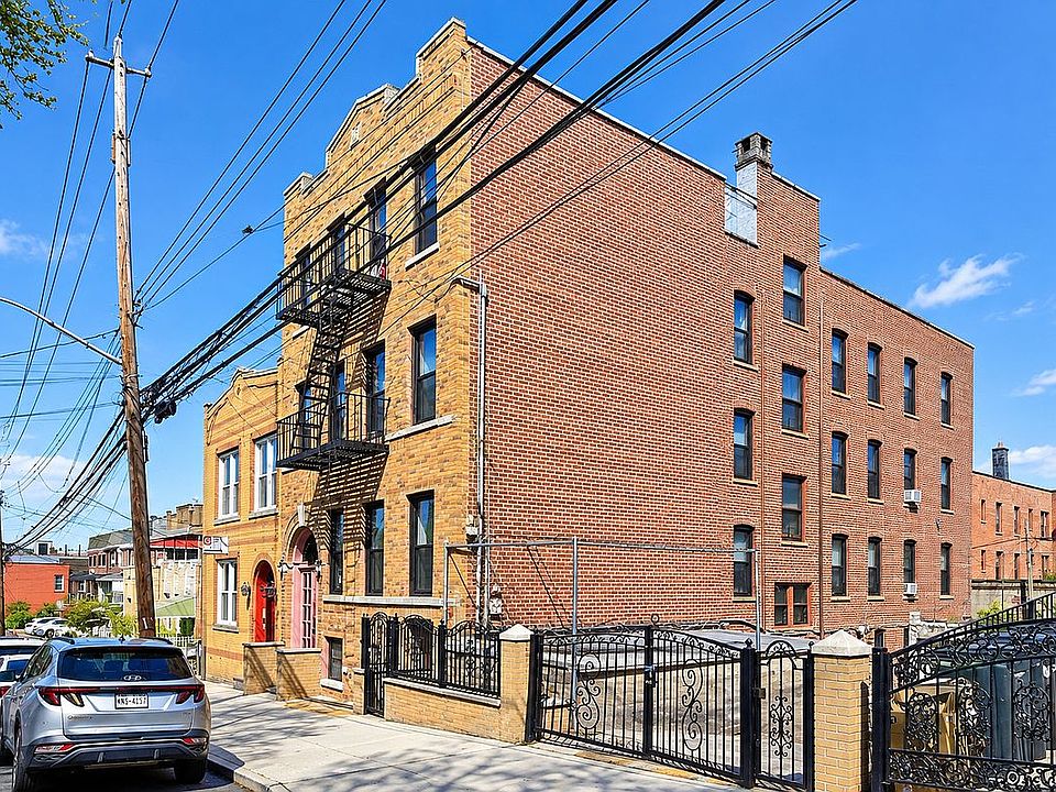 1st image of 3018 Paulding Ave