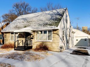 911 5th Ave W, Shakopee, MN 55379