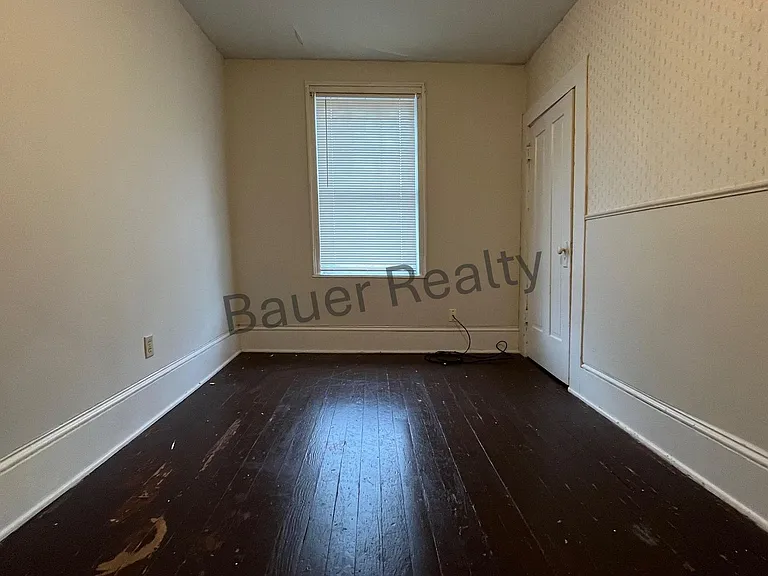 237-239 Maple St — Photo 21