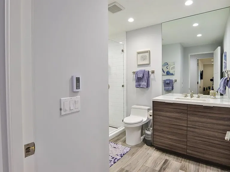 861 Beachfront Dr #B — Photo 15
