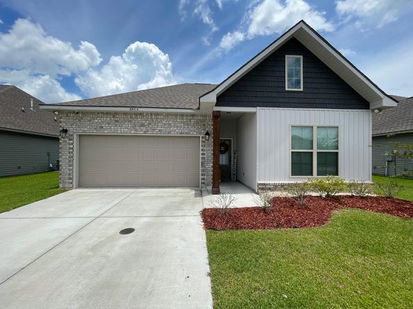 39514 Midland Dr, Gonzales, LA 70737