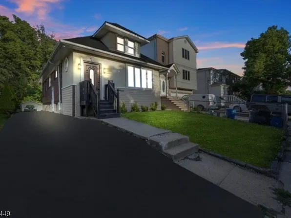1045 Madison Ave, Elizabeth City, NJ 07201