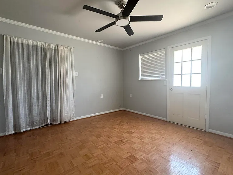 2018 Douglas Dr — Photo 13