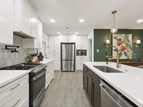 5113 W 43rd St, Houston, TX 77092