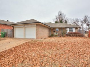 131 N Ranchwood Blvd, Yukon, OK 73099