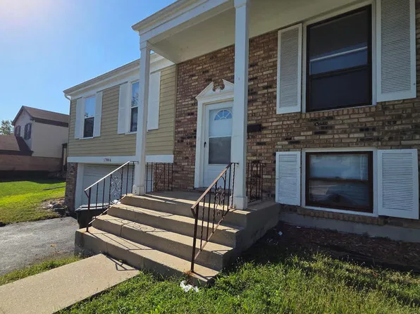 17806 Stonebridge Dr, Hazel Crest, IL 60429