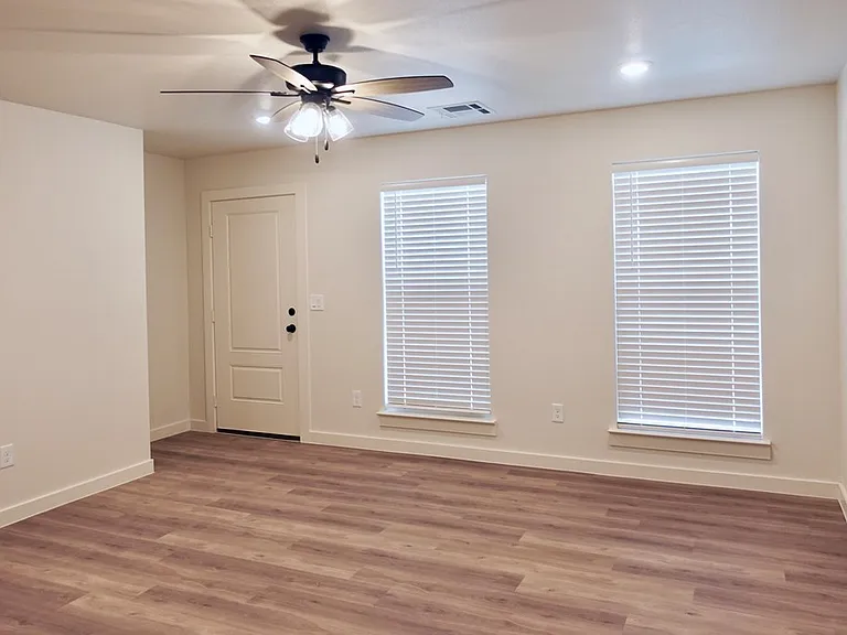 5917 Praline St — Photo 6