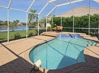 10827 Fulmar Ct, Naples, FL 34119