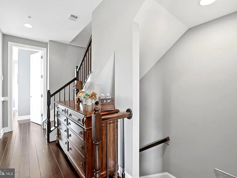 500 Riversail Ln #438 — Photo 27