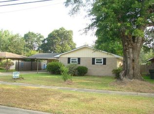 608 W School St, Lake charles, LA 70605