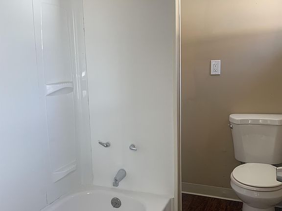 5th image of 4082 E 67th St #2