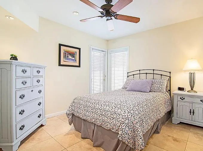 72035 Desert Air Dr — Photo 9