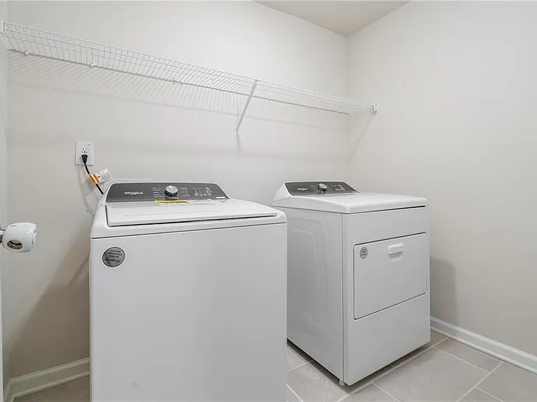 1030 Sunny Lake Dr — Photo 18