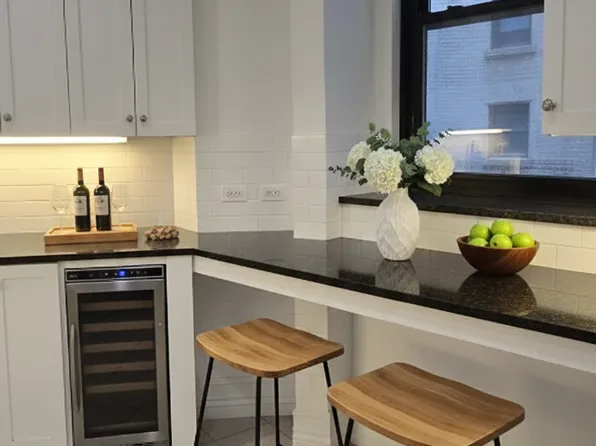 315 C P West image 10 of 15