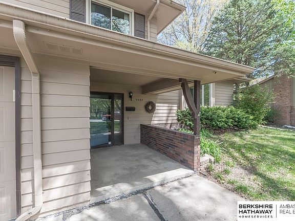 3rd image of 9532 Meadow Dr