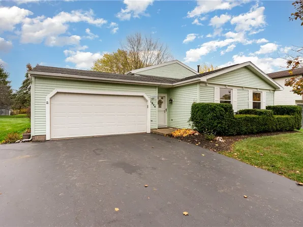 1644 Waterford Rd, Walworth, NY 14568