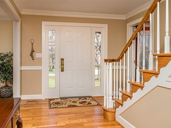 3rd image of 4966 Ashwyck Pl