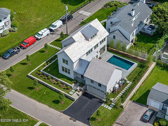 3rd image of 25 Cove Rd