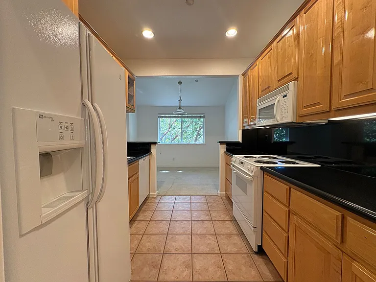 20 Willow Rd #34 — Photo 9