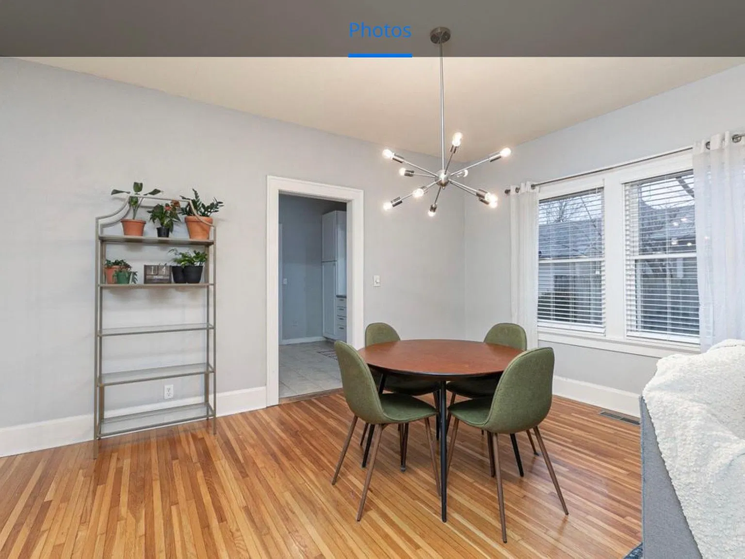 522 W Scott St — Photo 3