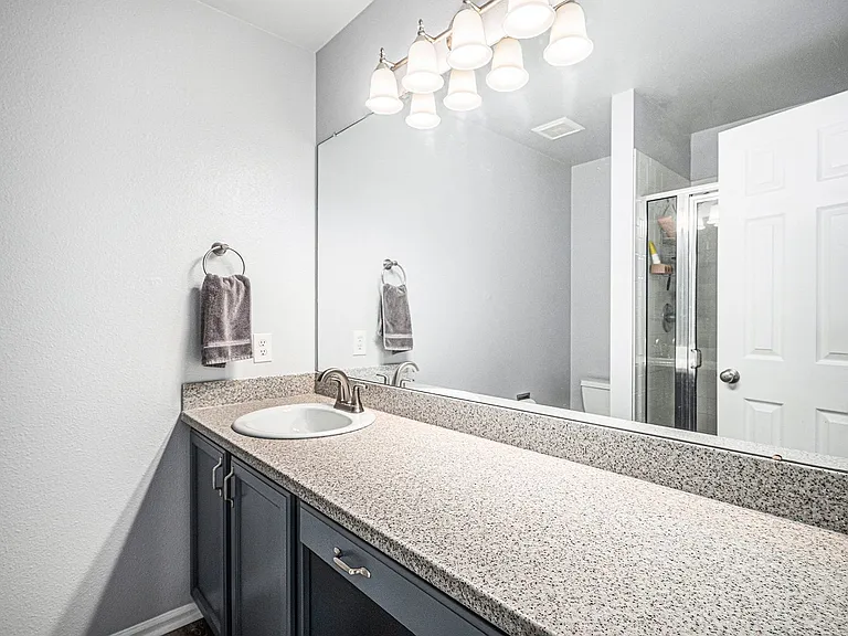 11316 Rodeo Cir — Photo 16