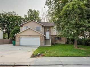 7725 S Strawberry Loop, West Jordan, UT 84084