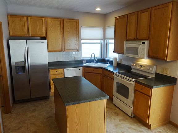 2nd image of 6221 Albany Crest Ave