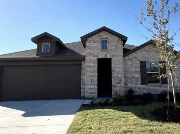 8457 Hollymead Ln, Fort Worth, TX 76131