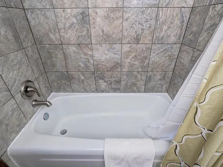 7203 Fortune Dr #3 — Photo 11