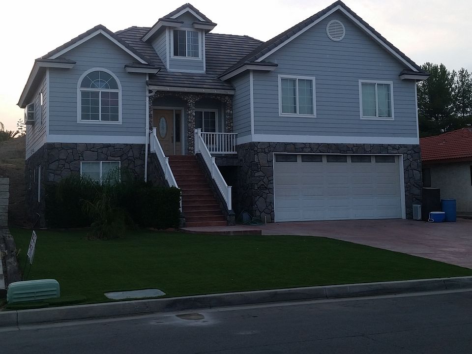 1st image of Arms Lake Ave San Diego
