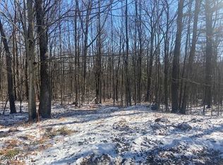 108 Grandview Way, Hawley, PA 18428