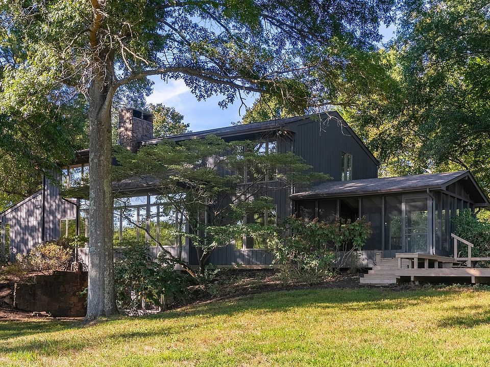 1st image of 232 Potters Rd