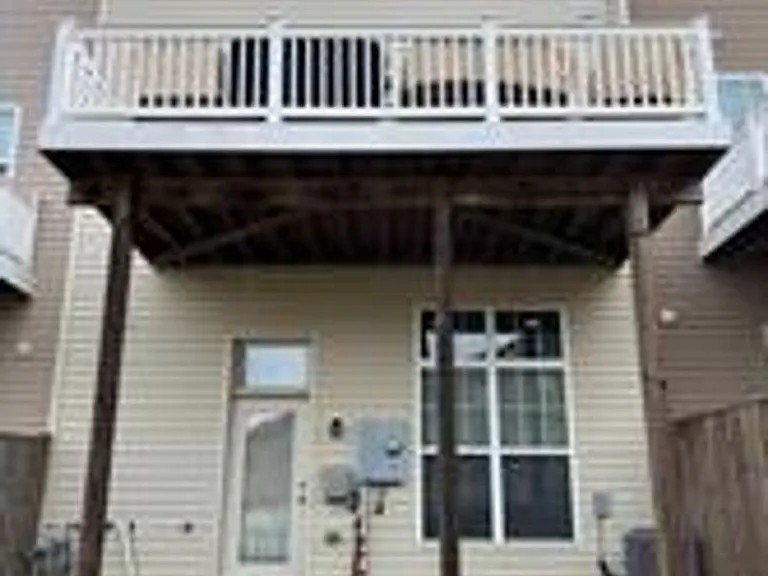 9075 Alexander Way — Photo 2