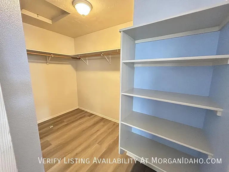 1723 W Bayeux Dr — Photo 13