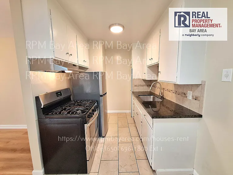 2030 Clarmar Way — Photo 5