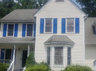 9813 Pemberton Creek Dr, Henrico, VA 23233