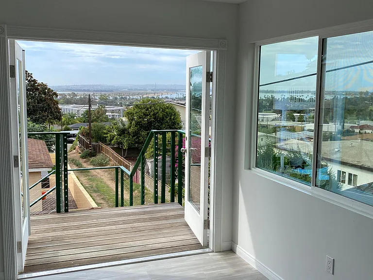 3638 Ethan Allen Ave — Photo 5