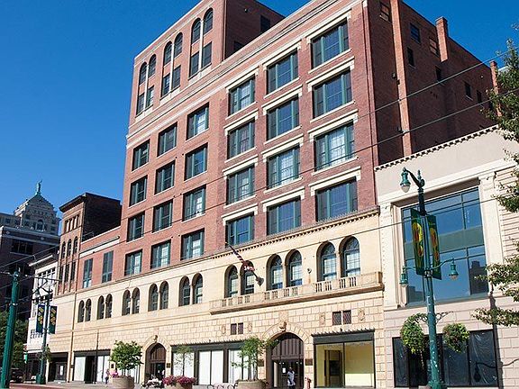 2nd image of 514 Main St #326407598