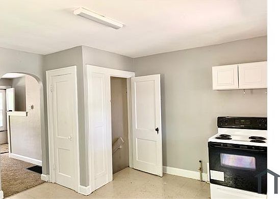 1st image of 1911 E 34th St #1911