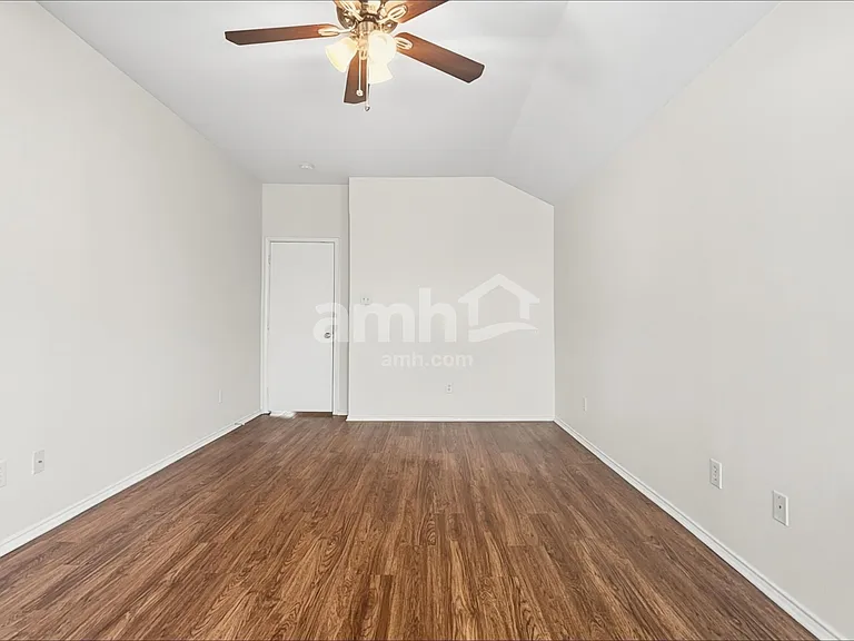 4000 Hidden Meadow Ct — Photo 11