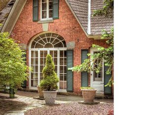 73 Circuit Rd, Tuxedo Park, NY 10987