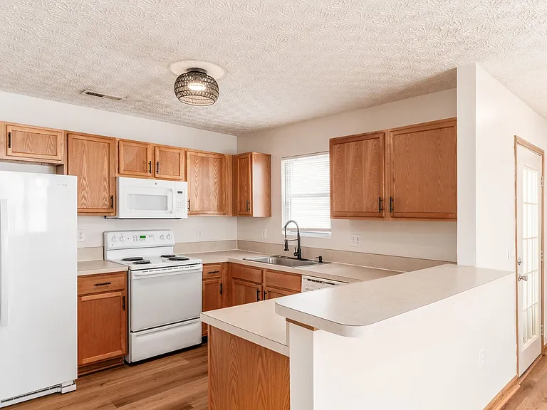 6201 Norway Glen Ave — Photo 18