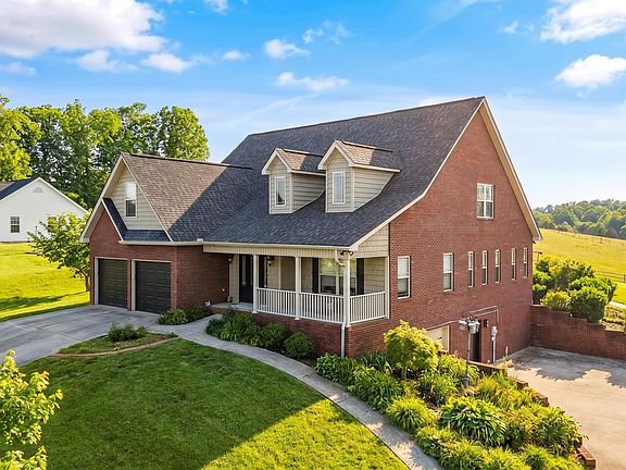 2nd image of 1484 Windfield Dr