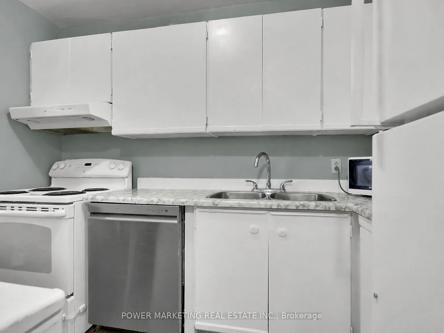 3 bed, $2,500 — Photo 4