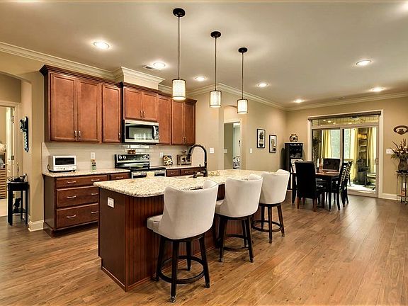 4th image of 125 Utsesti Ln