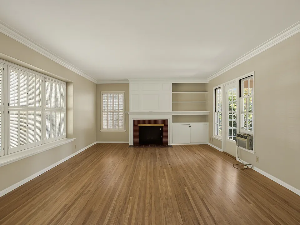 815 N Hidalgo Ave