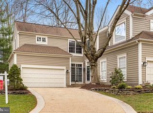 11419 Hollow Timber Way, Reston, VA 20194